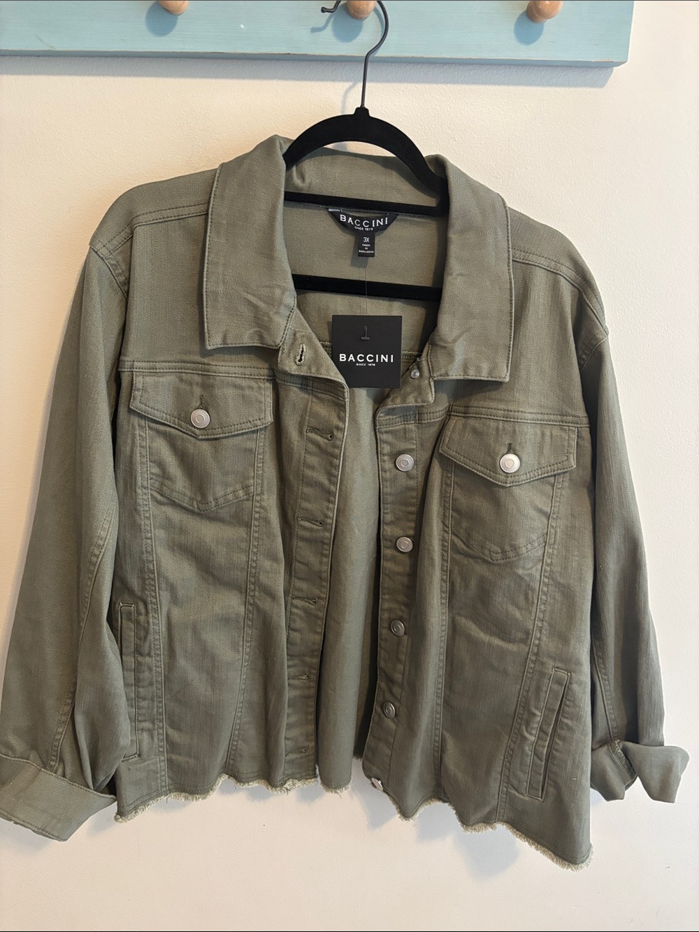 NEW BACCINI Women Plus Size 3X Olive Green Stretch Denim Jacket Frayed Hem